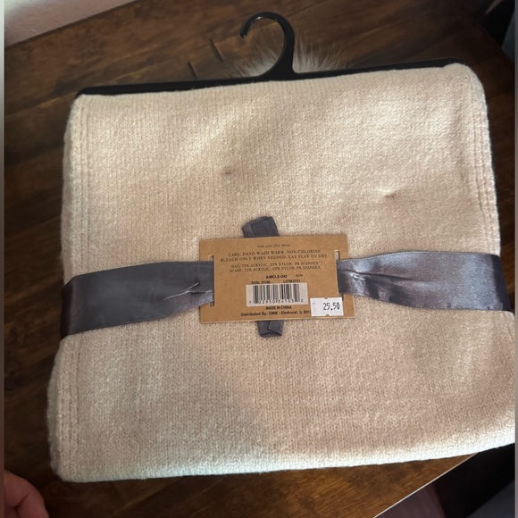 Tan Knit Beanie and Scarf Set with Faux Fur Pom - Picture 2 of 2